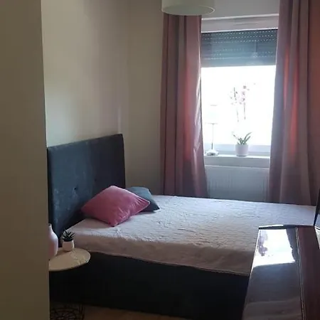 Przytulne Mieszkanie W Cichej Okolicy * Wroclaw